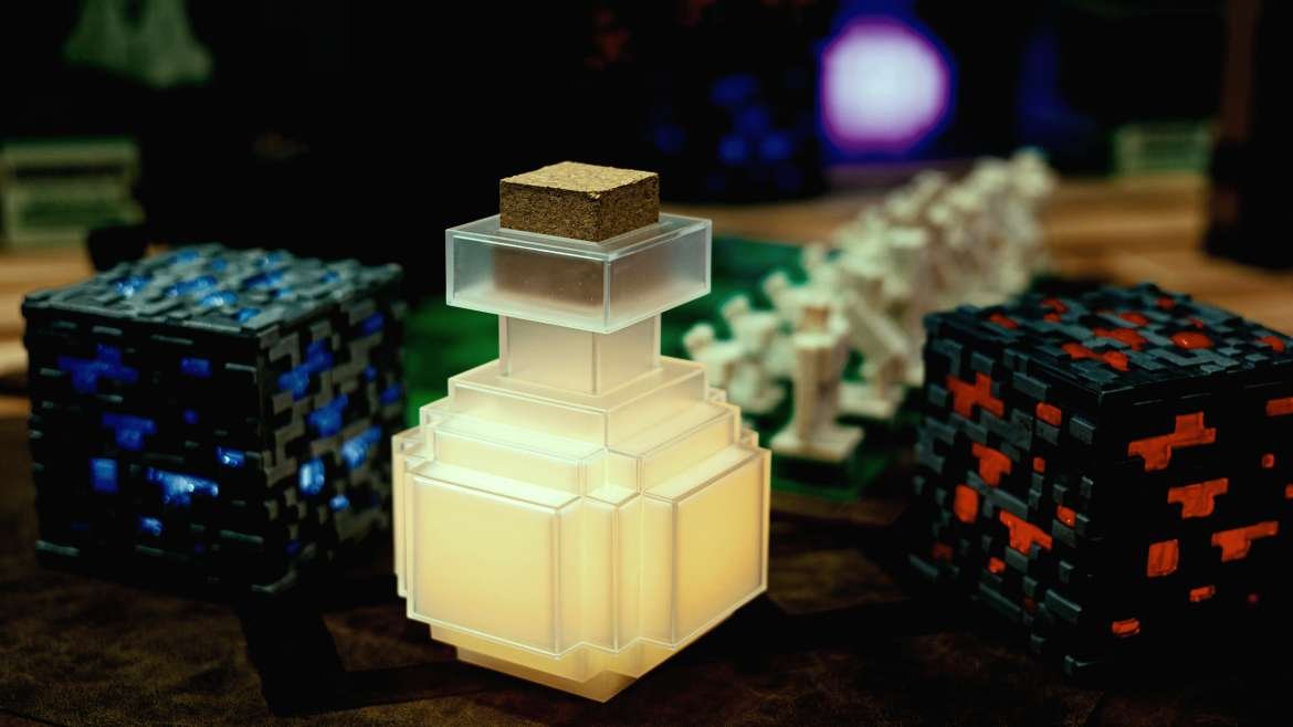 Minecraft: Save The Village